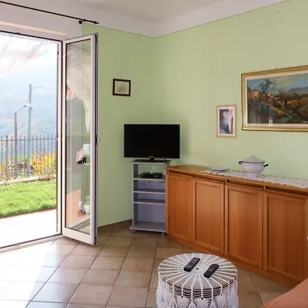 Zita 300s Apartment *